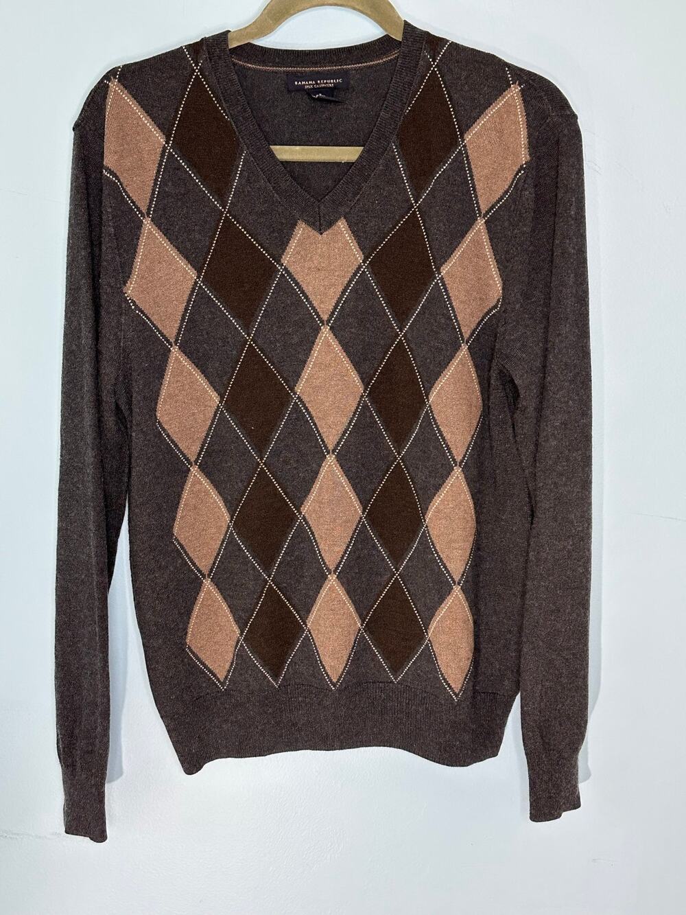 Banana Republic Men's brown and tan V-neck sweater silk cashmere blend Small